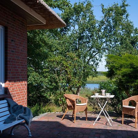 Vila Reetdachhaus Eiderblick Breiholz Exteriér fotografie
