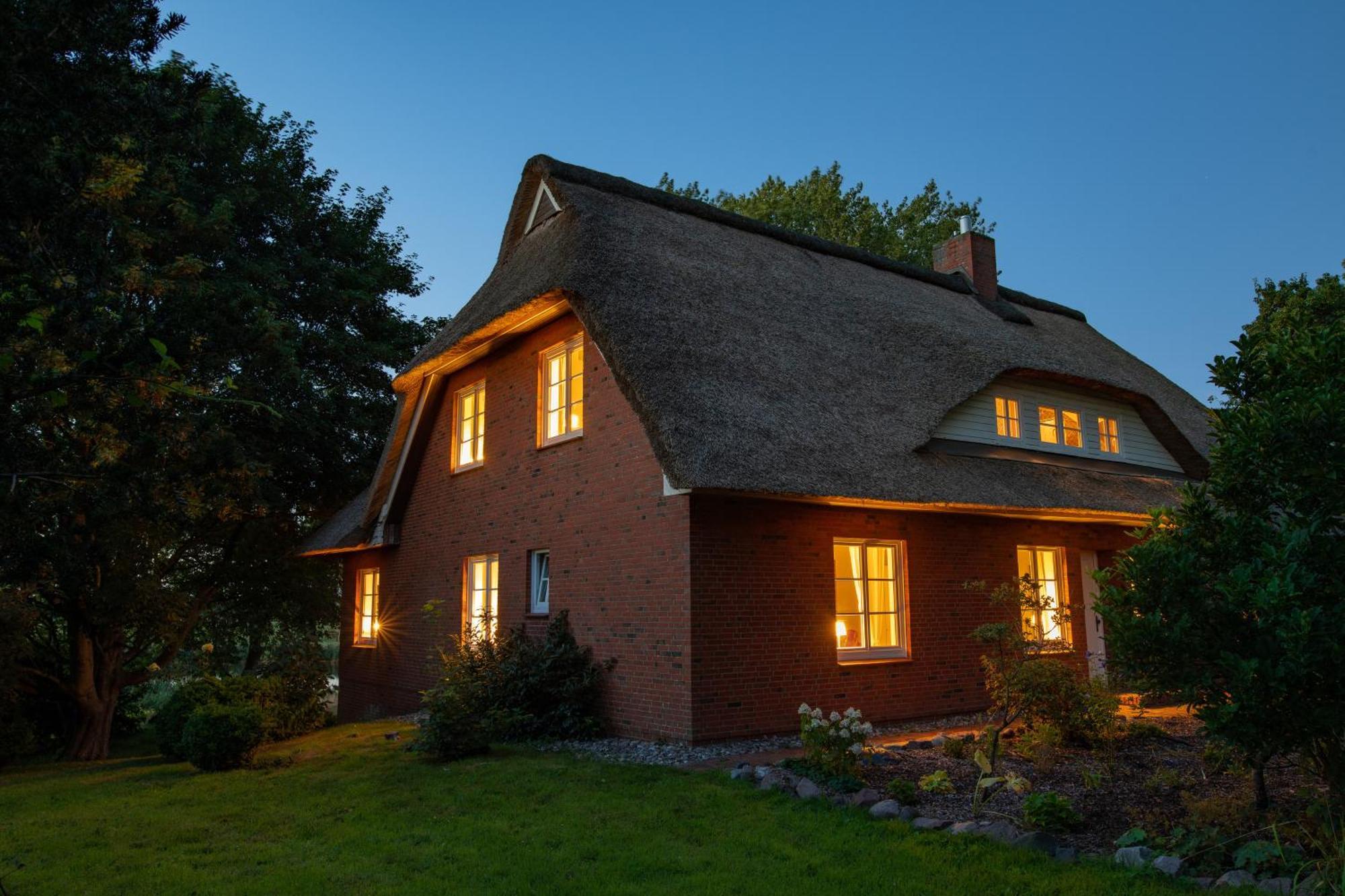 Vila Reetdachhaus Eiderblick Breiholz Exteriér fotografie